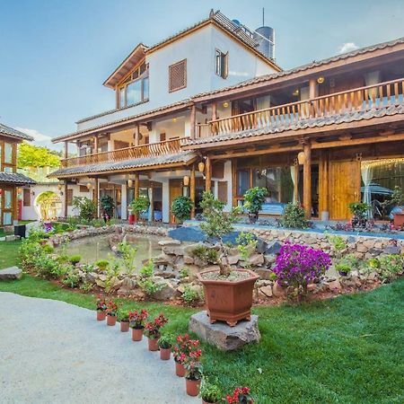 Swallow Nest Guesthouse Куньмін Екстер'єр фото