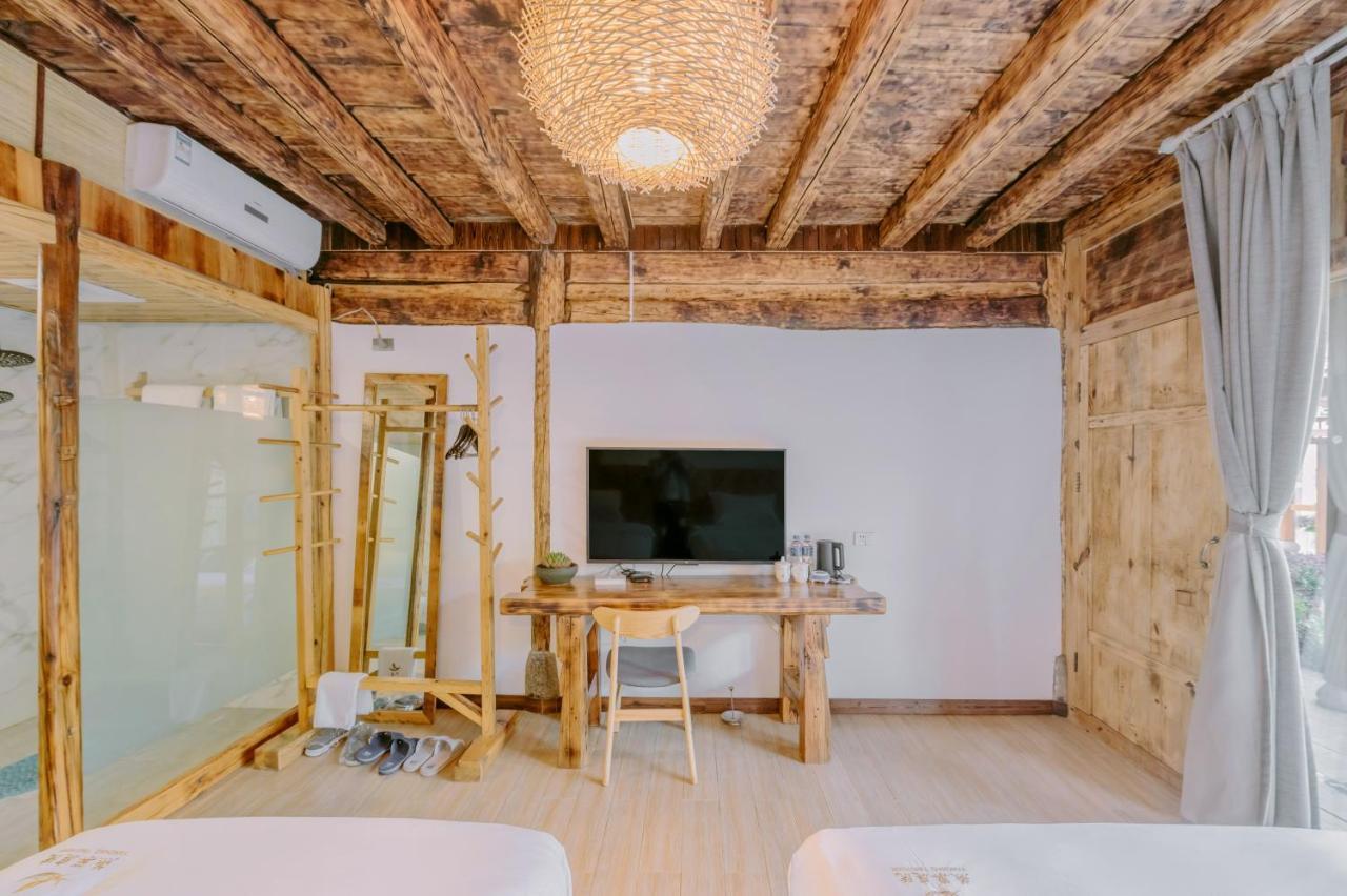 Swallow Nest Guesthouse Куньмін Екстер'єр фото