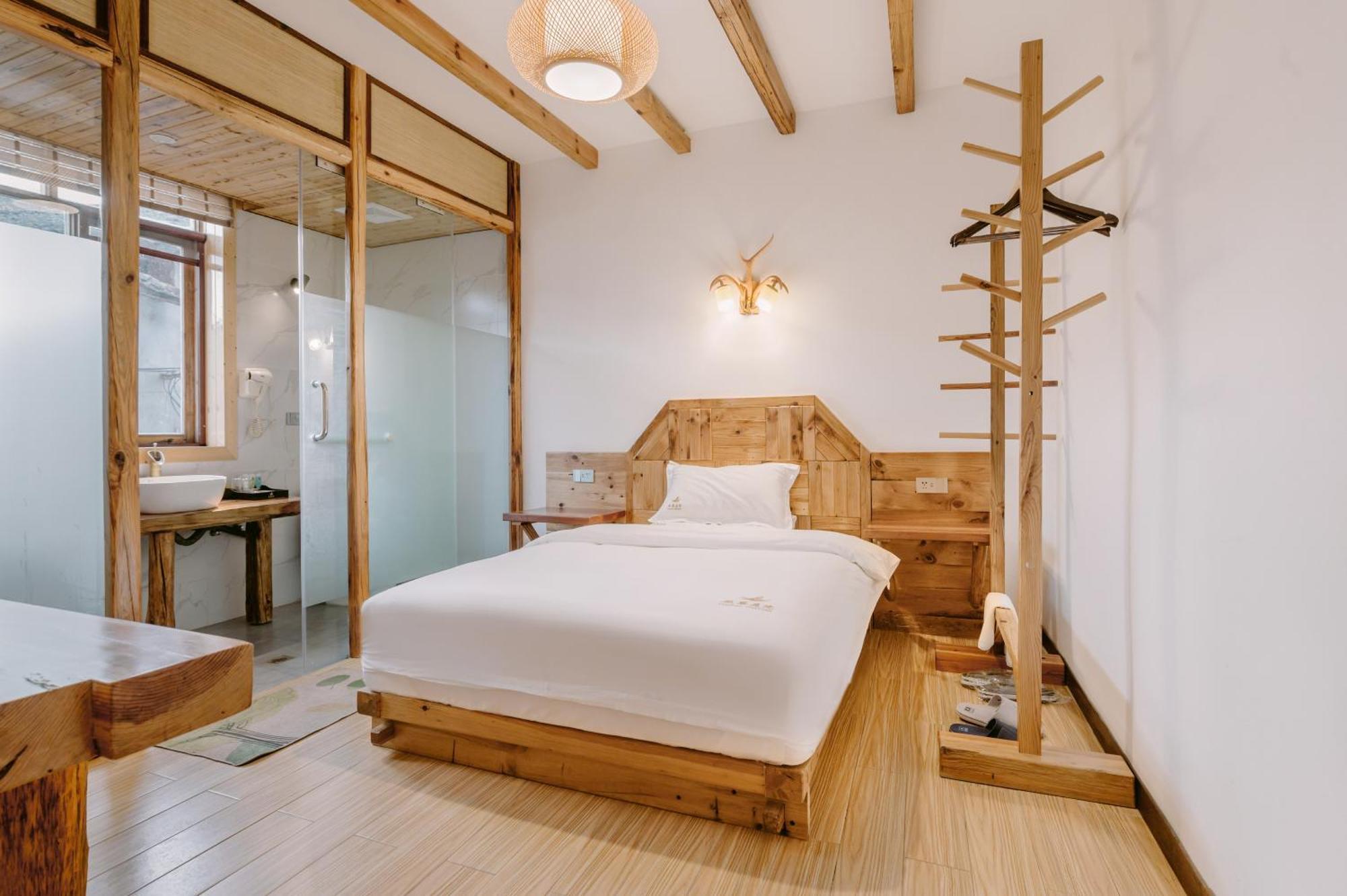 Swallow Nest Guesthouse Куньмін Екстер'єр фото