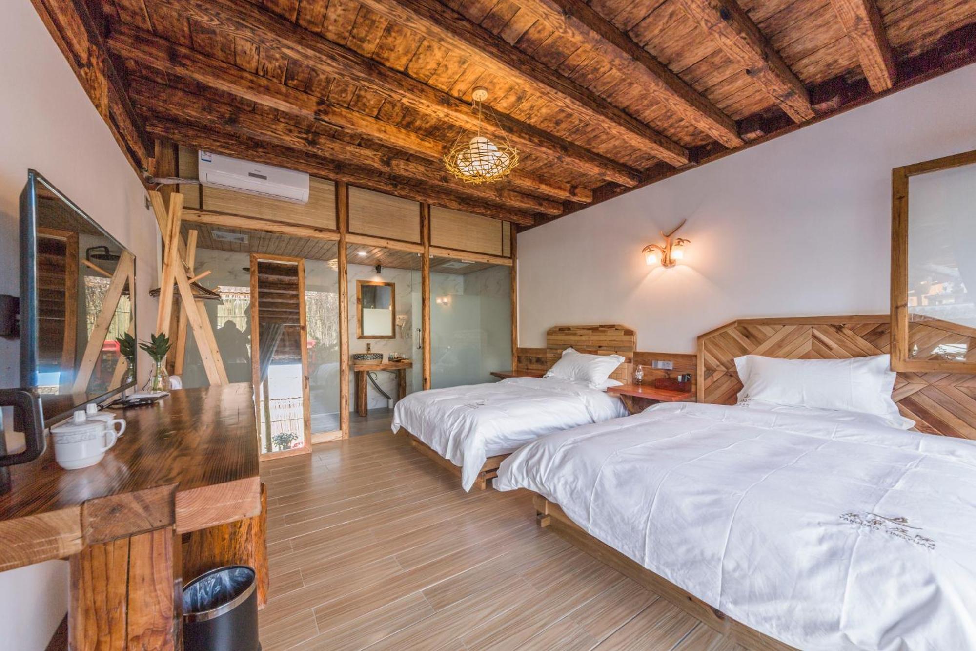 Swallow Nest Guesthouse Куньмін Екстер'єр фото