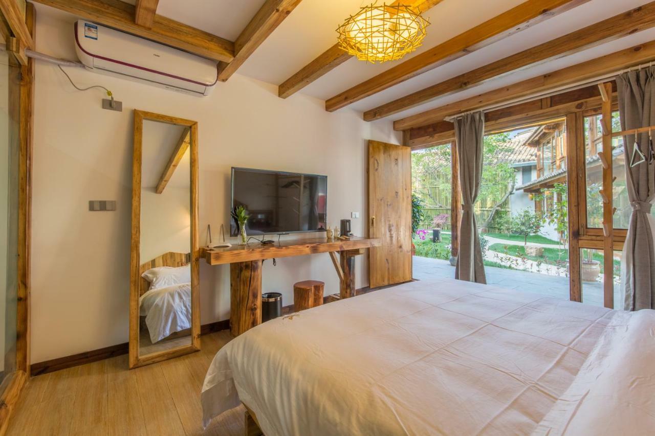 Swallow Nest Guesthouse Куньмін Екстер'єр фото