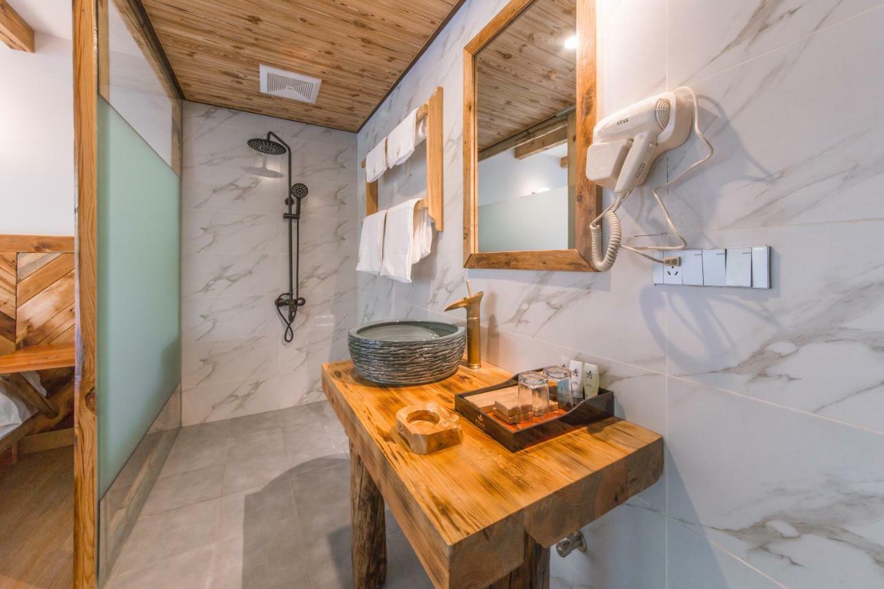 Swallow Nest Guesthouse Куньмін Екстер'єр фото
