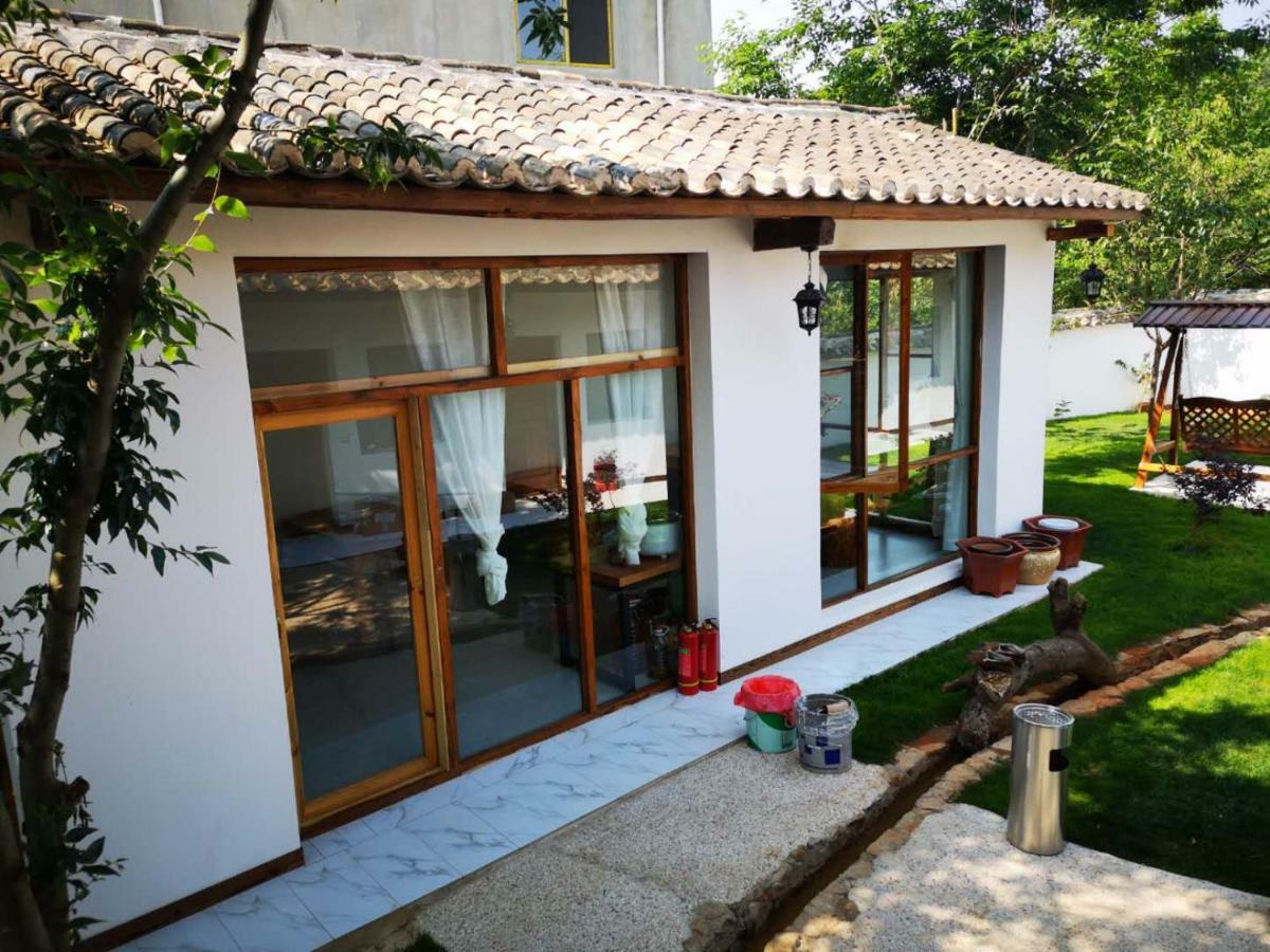 Swallow Nest Guesthouse Куньмін Екстер'єр фото